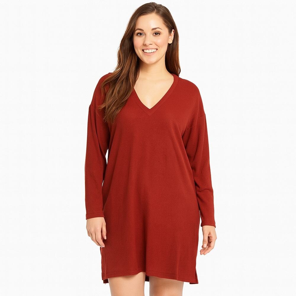 Socialite Women’s Burgundy V-Neck Long Sleeve Sweater Dress Size S NWT
